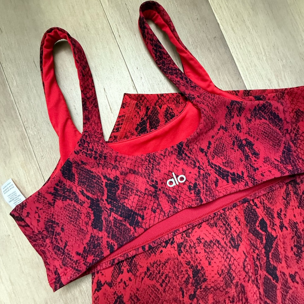 ALO Yoga Red and Black Snake Print Set Bra and High waisted bottoms